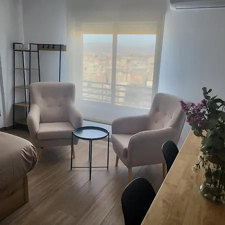 Charming In The Center Of The Pleno Centro De Apartment Alicante